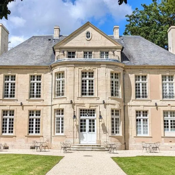 Domaine de Coeurmandie - Hôtel Château, hotel v destinaci Bény-sur-Mer