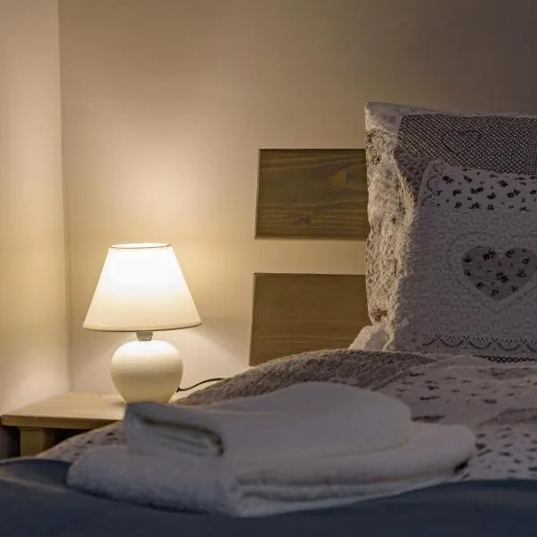 Szélcsengő Wellness Vendégház, hotel in Makó