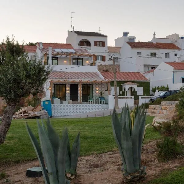 Casas da Praia by Sevencollection, hotel in Salema