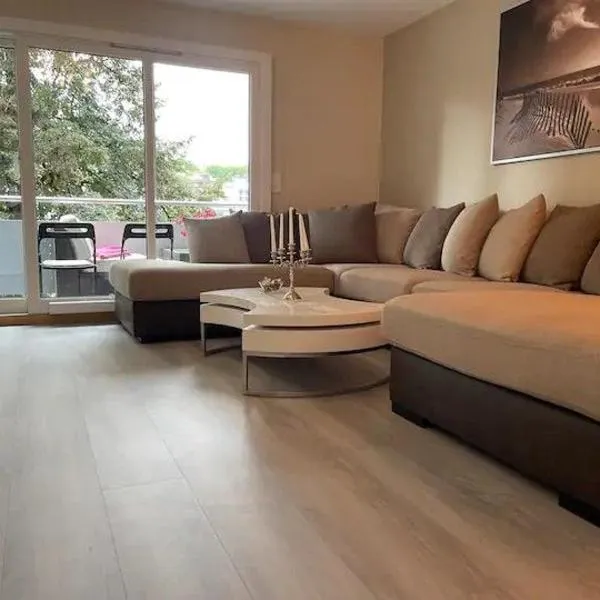 Privat rom med dobbeltseng sentralt på grunerløkka, hotel in Oslo