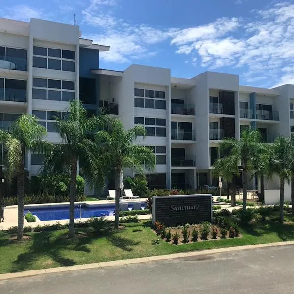 Sanctuary by Playa Caracol Frente al Mar, hotel v destinaci Punta Chame