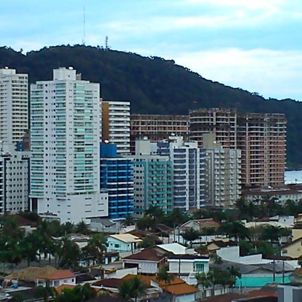 Apartamento no Canto do Forte, Wi-Fi, Estacionamento gratuito e Churrasqueira