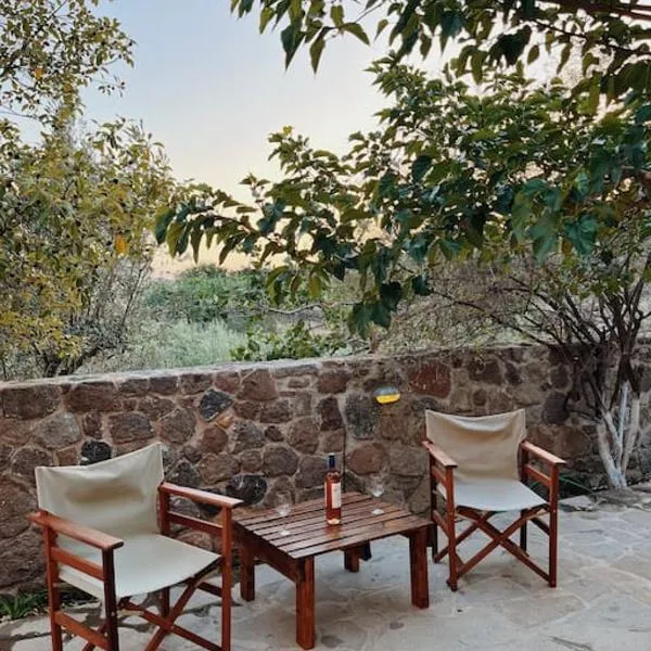 Private apartment in Marathonas, Aegina, hotel u gradu Pakhía Rákhi