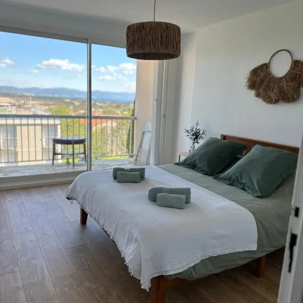 Perle Rare vue Mer et marais salants sur Giens à Hyeres, hotel v destinaci Hyères