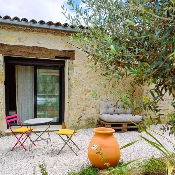 Clos Baroanni - Chambre Oléa, hotel v destinácii Terraube