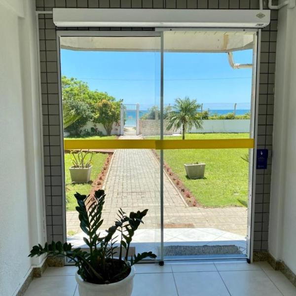 Apartamento pé na areia em Ingleses-SC