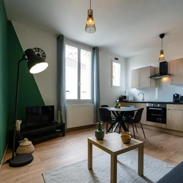 Appartement Centre-Ville 2/4 personnes、エペルネーのホテル