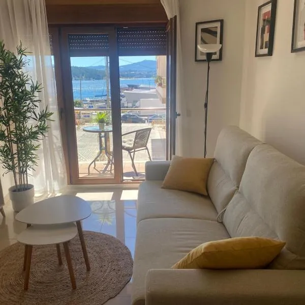 Apartamento Combarro chico, hotel v destinácii Combarro
