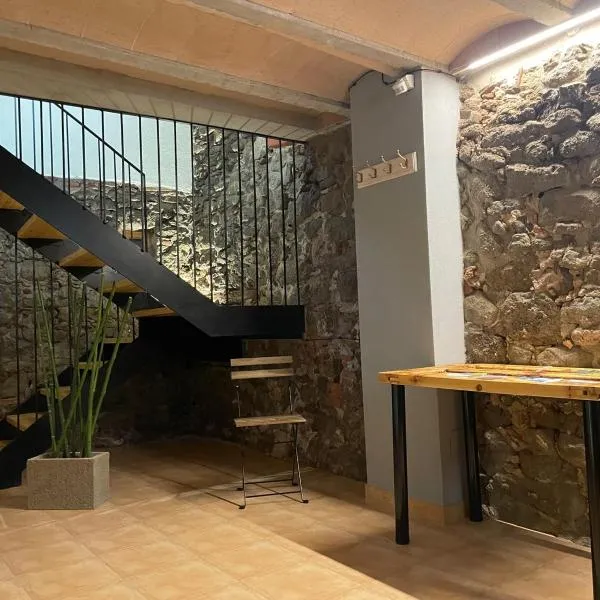 Cal Palaci, hotel v destinaci Caserras