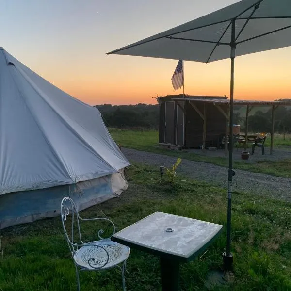 La Tente Tipi au Ranch du Bonheur, hotel v destinaci Tourtouse
