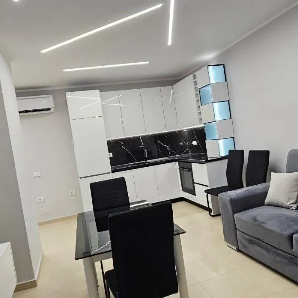 GPN Sole apartment, hotel in Vlorë