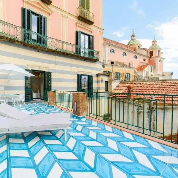 Palazzo Colavolpe Suite، فندق في أتراني