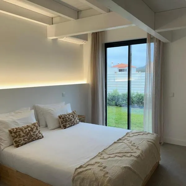 Casa Furnas, hotel in Carrapateira