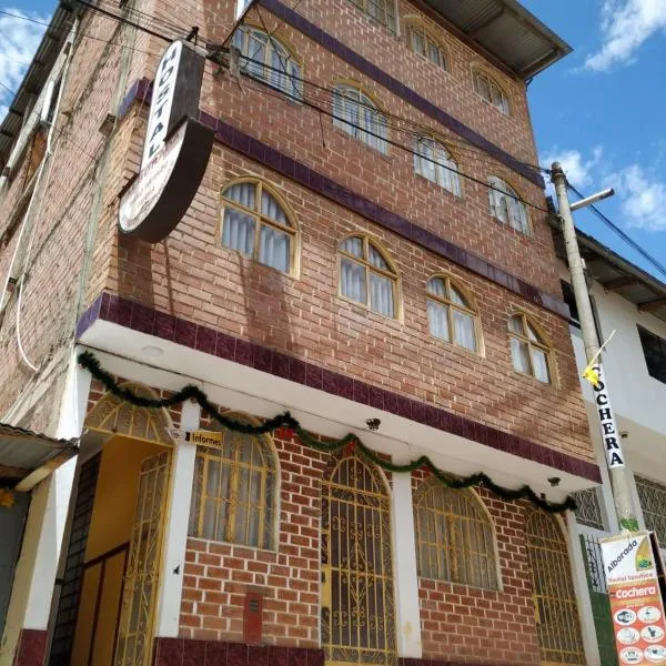 Hostal Turístico Alborada, hotel en Canta