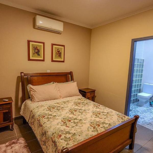ACASA DO JOAQ U I M, varanda e spa com vista incrível, ar condicionado e roupa de cama e banho entre Porto Feliz, Boituva e Tietê - Foto 2