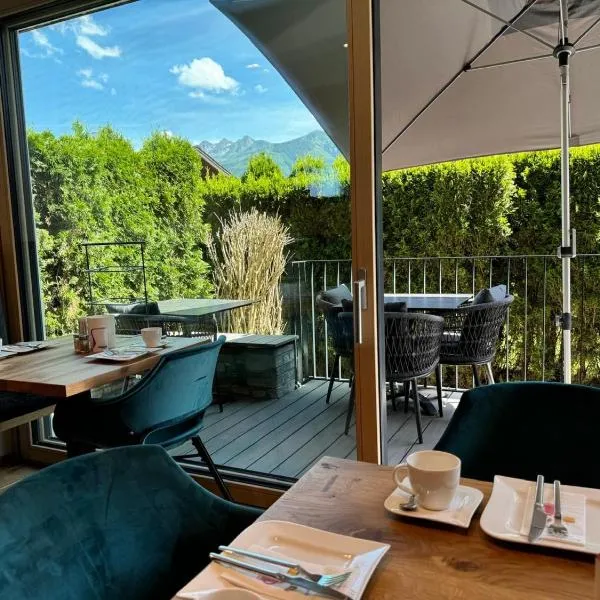 Comfort Hotel Garni Landhaus Gitti – hotel w mieście Zell am See