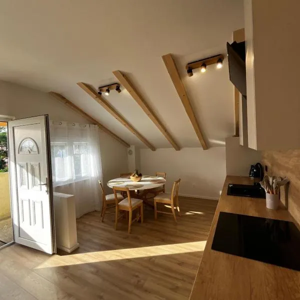 Apartment Korenat, hotel v Turanji