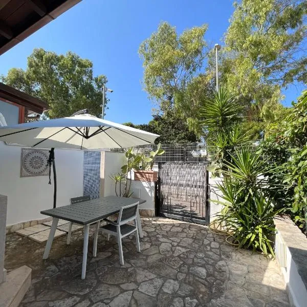 Villa Elena Riva Marina, Hotel in Specchiolla
