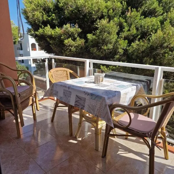 El Faro, Es Pujols ET278PL, hotel en Es Pujols