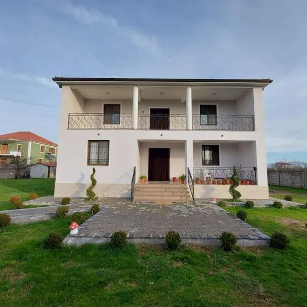 Your Home Away from Home, ξενοδοχείο στη Σκόδρα