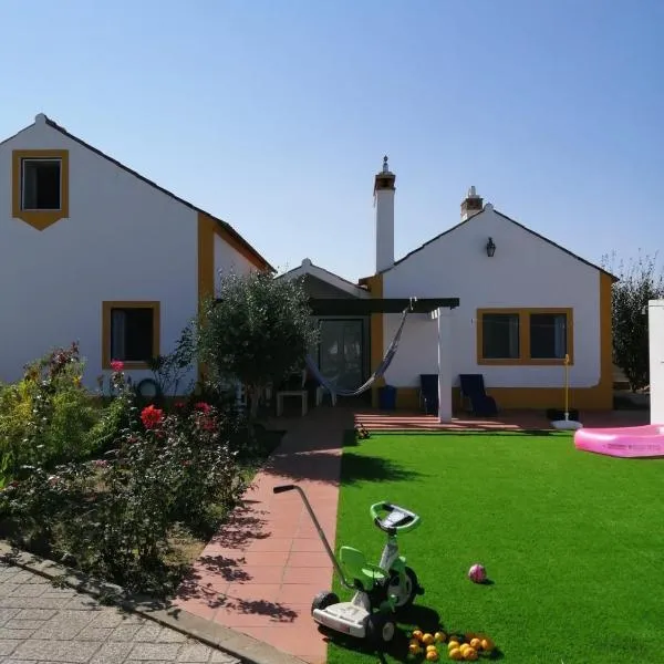 Casa da Avó Ana - Montargil, hotel v destinaci Montargil