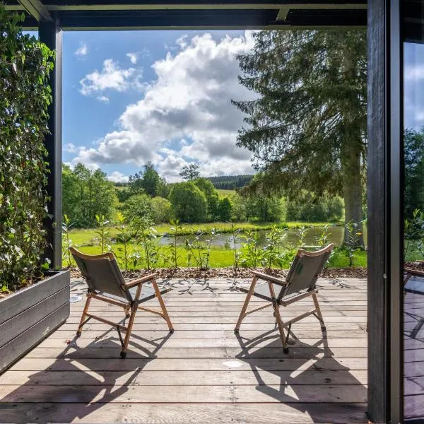 Hillview Resort Grandvoir, hotel a Neufchâteau