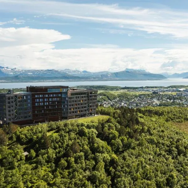 Wood Hotel Bodø, hotel v destinaci Bodø