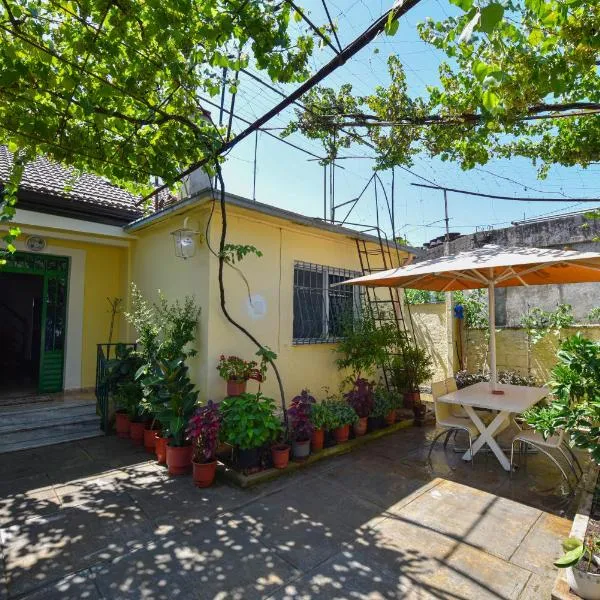 Fran's Traditional House, hotel v destinaci Shkodër
