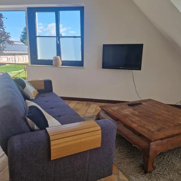 Appartement à la campagne, מלון בJuprelle