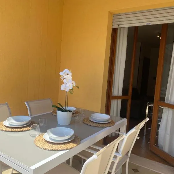 Casa Adele - appartamento vista mare, hotel din Villa Rosa