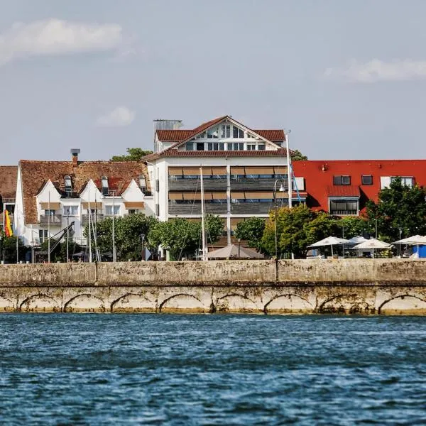 Seehotel Litz, hotel v destinaci Langenargen