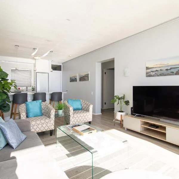 123 AT THE SEA BROOKES HILL, ξενοδοχείο σε Summerstrand