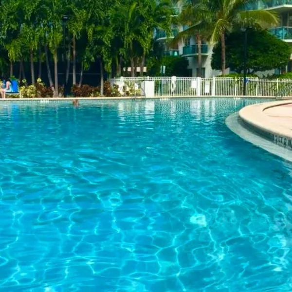Sunny Isles Beach Spacious Apartment, hotel v destinaci Sunny Isles Beach