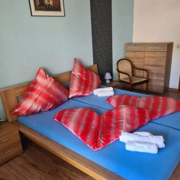 Zum Feti Pension und Restaurant, hotel v destinaci Rüdesheim am Rhein