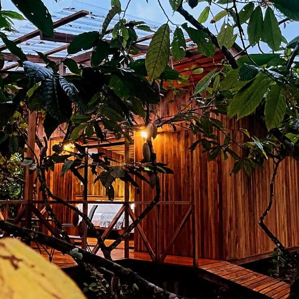 Río Celeste, Cacahua Lodge, hotel v destinaci Rio Celeste