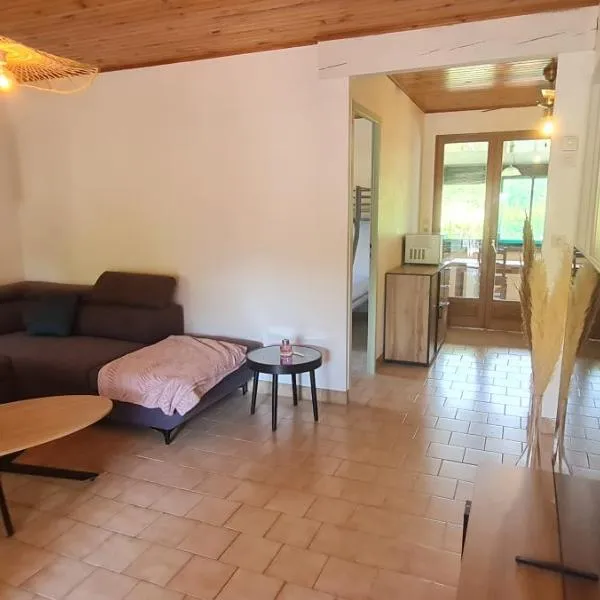 Maison du Peyrou, hotel in Pradons