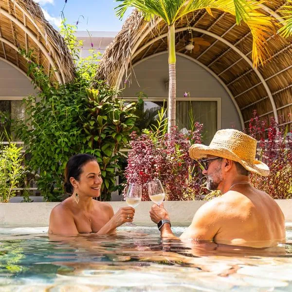 Les Voiles Blanches - Luxury Lodge, hotel v destinaci Tamarindo