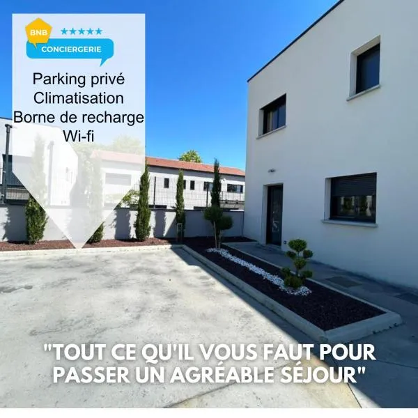 Maison TESLA aéroport gare cnpe rte Golf de Lyon, hotel em Jons