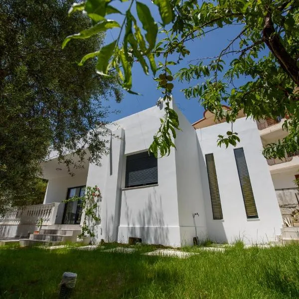 Olivium Rooms, hotel v destinaci Vlorë