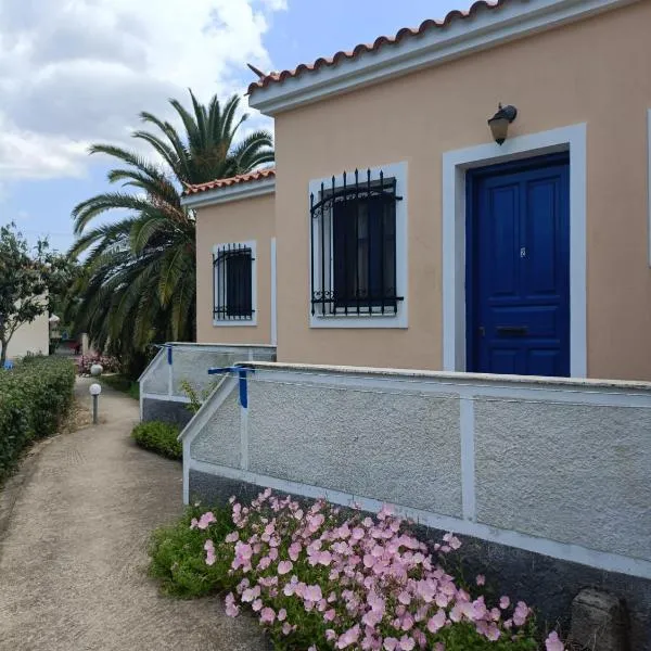 Anna Daniil Oasi Studios Skala Kallonis Lesvos、スカラ・カロニスのホテル
