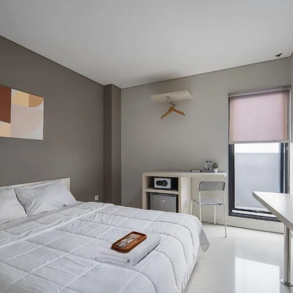 ํ์๋์ ์์นํ ํธํ
Cove Wanadu Residence