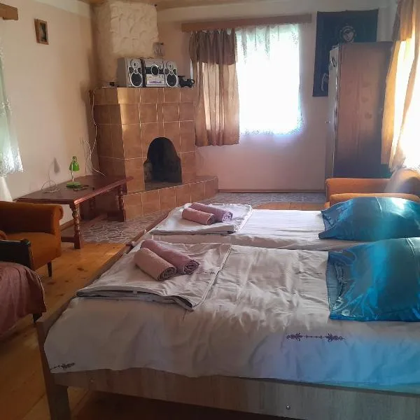 Дом где ёсть всё удобства, отель в Хашури