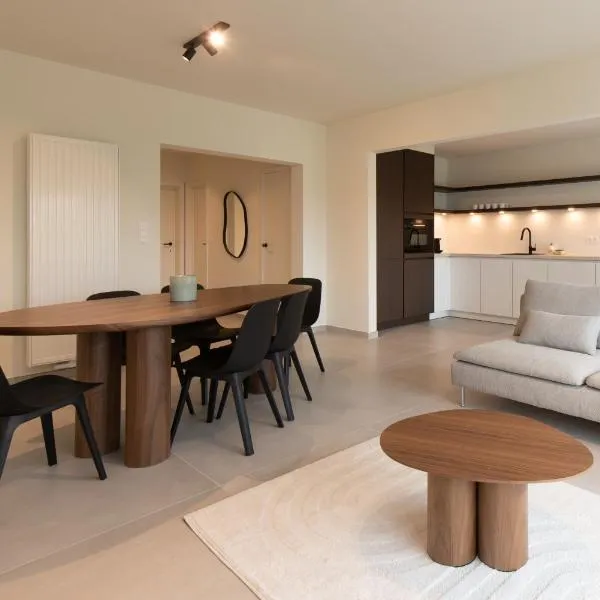 Cozy Seaside Apartment, hotel v Ostende