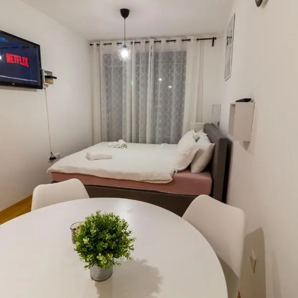 Gajeva Rooms - Copenhagen apartment SELF CHECK-IN, hotel v destinaci Virovitica