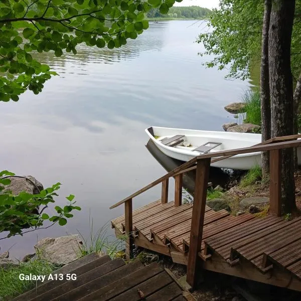 Cottage / Mökki, unique summer cottage, hotel v destinaci Vihti