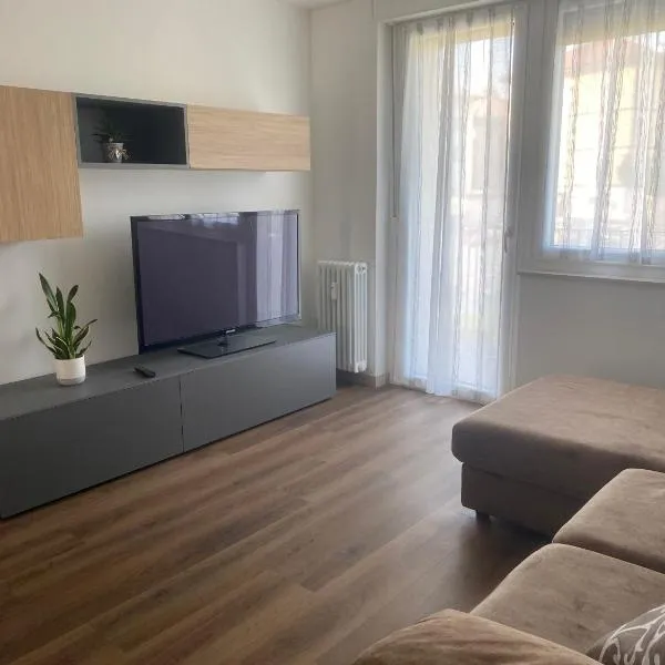 Appartamento Panorama 1, hotel i Cles