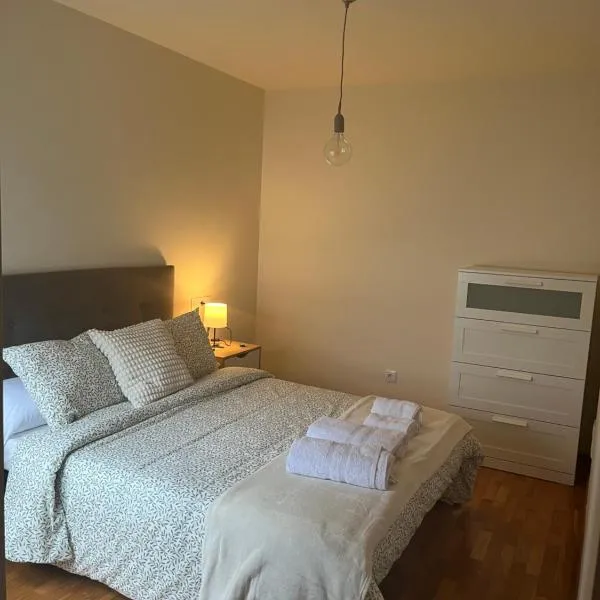 Apartamento Nordés, hotel v destinaci Malpica