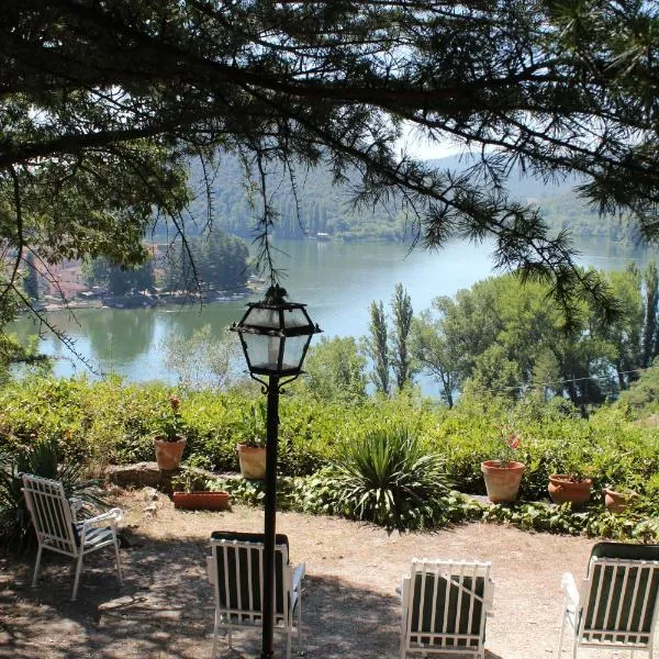 Villa Orio Lake Piediluco, Hotel in Piediluco