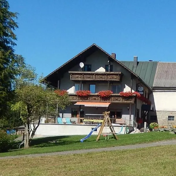 Zum Bergbauern, hotel v destinaci Waidhaus