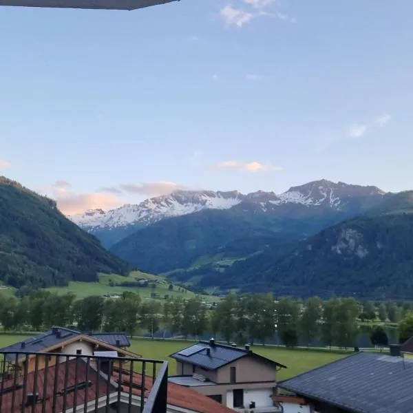 Haus Johanna, hotel v destinaci Uttendorf